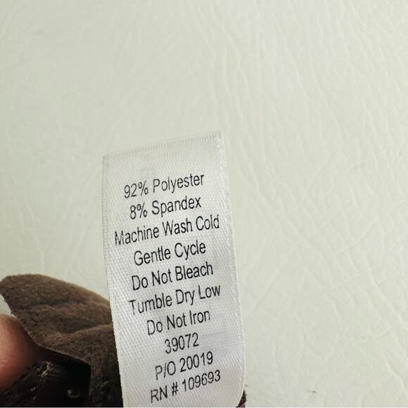 Athleta Floral Tank Top Racerback Built in Bra Athletic Purple Size 36B - Picture 7 of 7